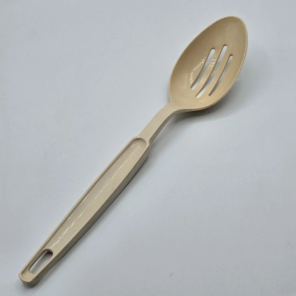 Vintage ECKO Slotted Serving Spoon Beige Plastic Nylon Kitchen Utensil 11